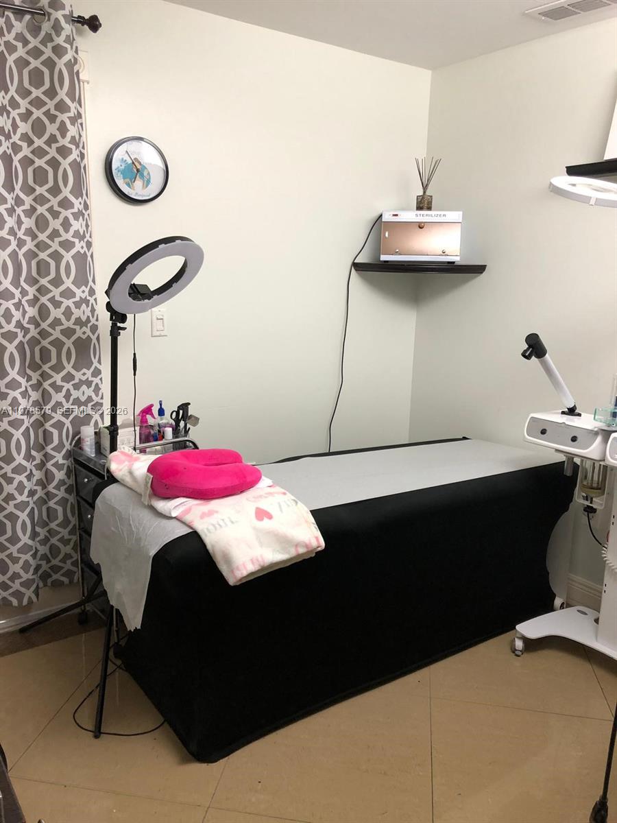 5077 NW 7th St #912 Miami, FL 33126