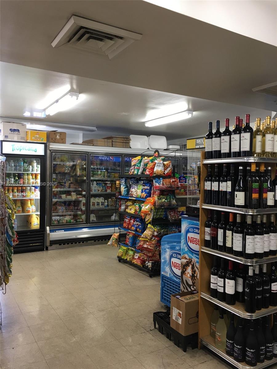 5077 NW 7th St #912 Miami, FL 33126