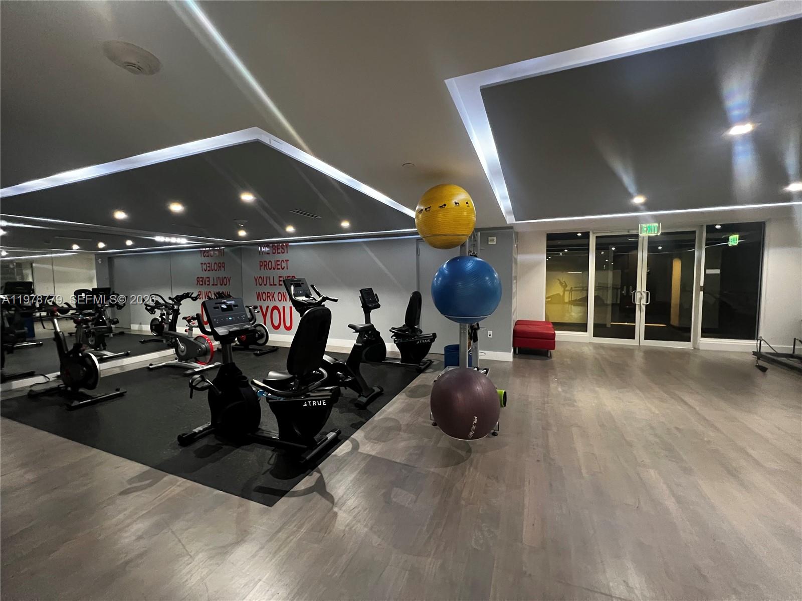 901 Brickell Key Blvd #1001 Miami, FL 33131