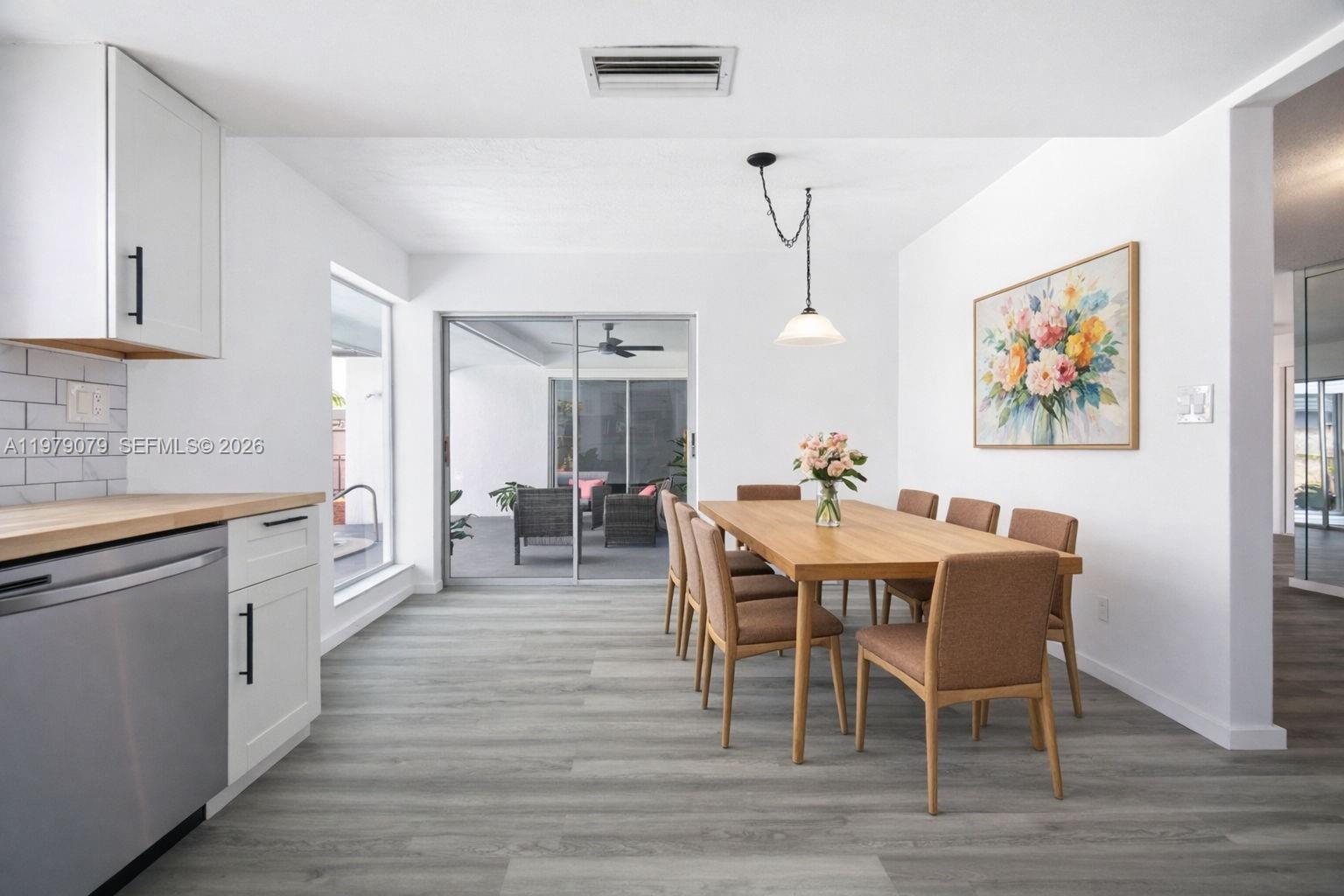 9241 Sunset Strip Sunrise, FL 33322