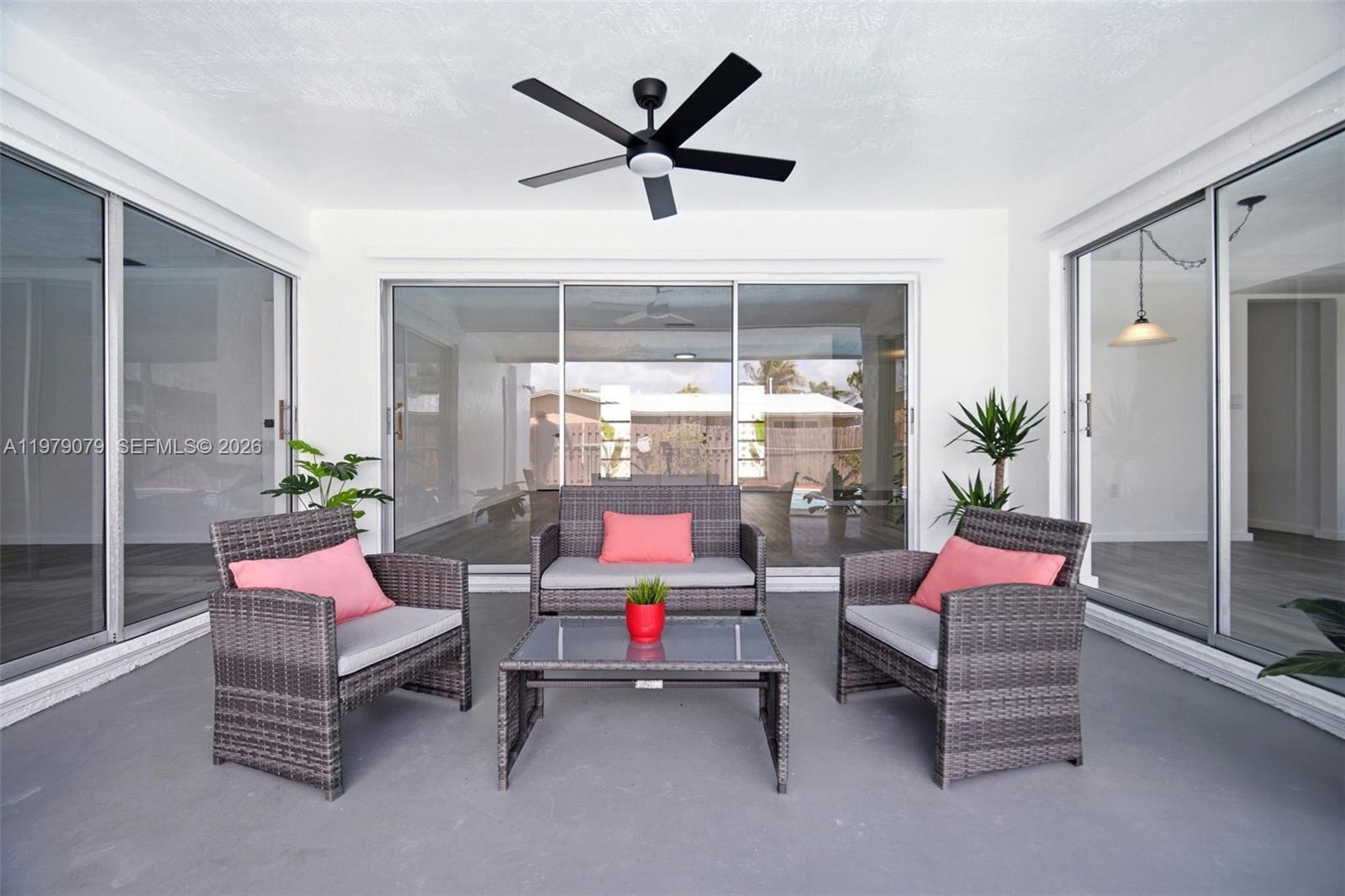 9241 Sunset Strip Sunrise, FL 33322