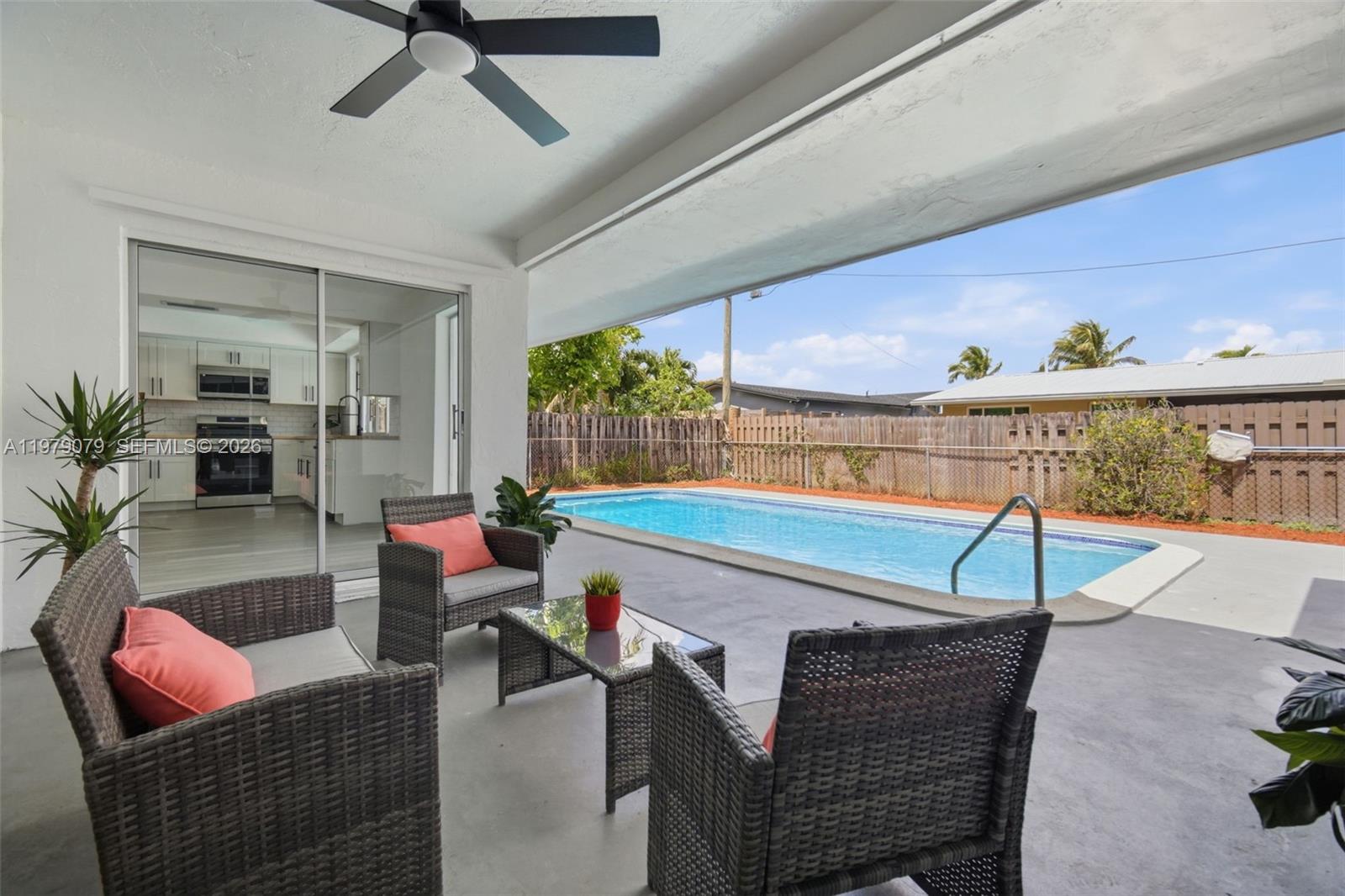 9241 Sunset Strip Sunrise, FL 33322