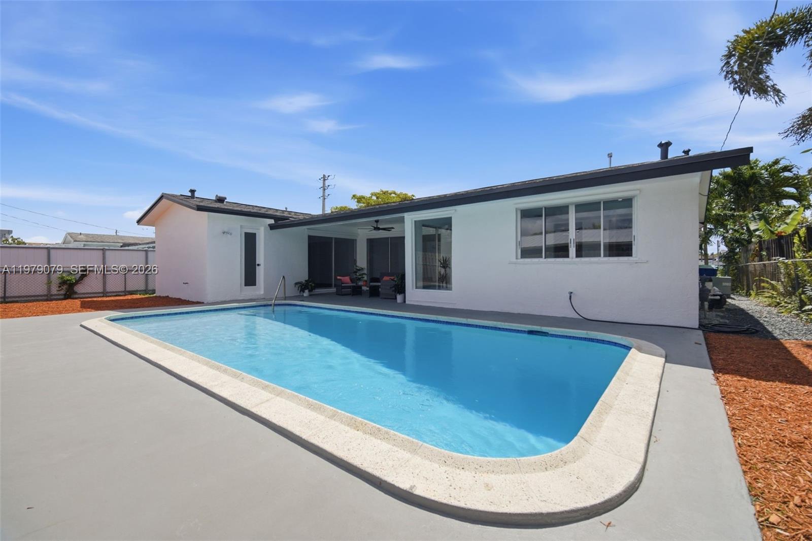 9241 Sunset Strip Sunrise, FL 33322