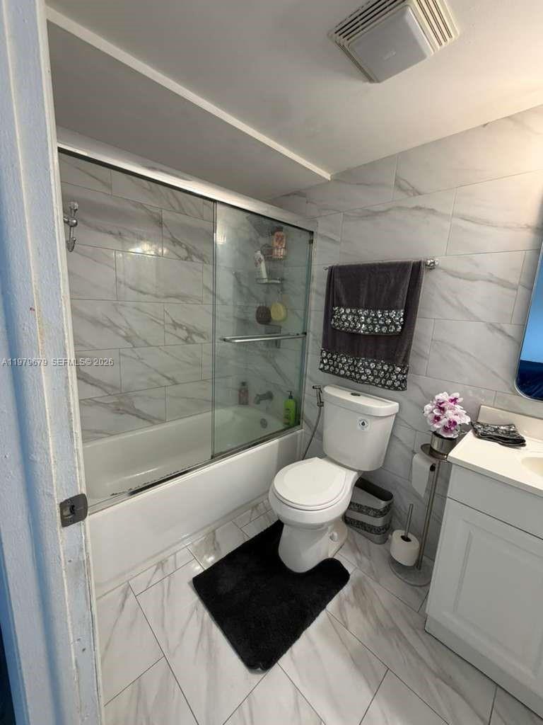 8209 SW 23rd Ct #17C North Lauderdale, FL 33068