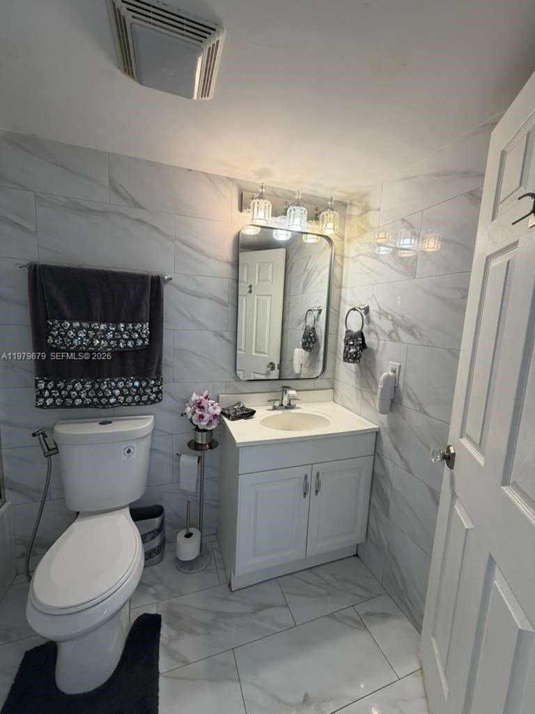 8209 SW 23rd Ct #17C North Lauderdale, FL 33068