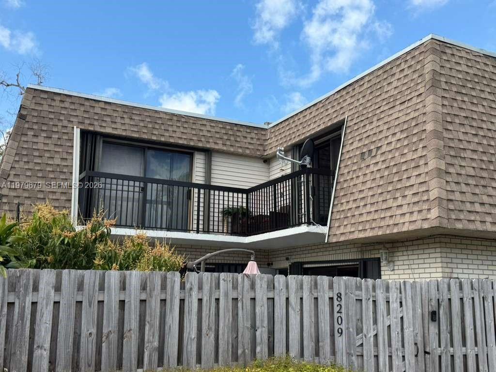 8209 SW 23rd Ct #17C North Lauderdale, FL 33068