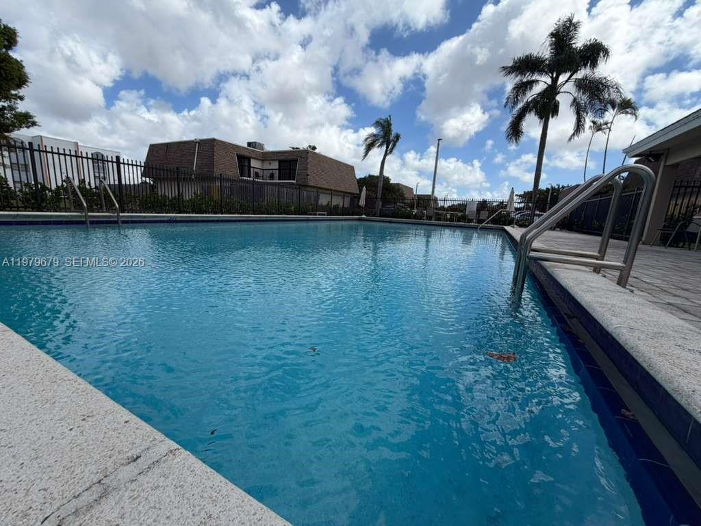 8209 SW 23rd Ct #17C North Lauderdale, FL 33068