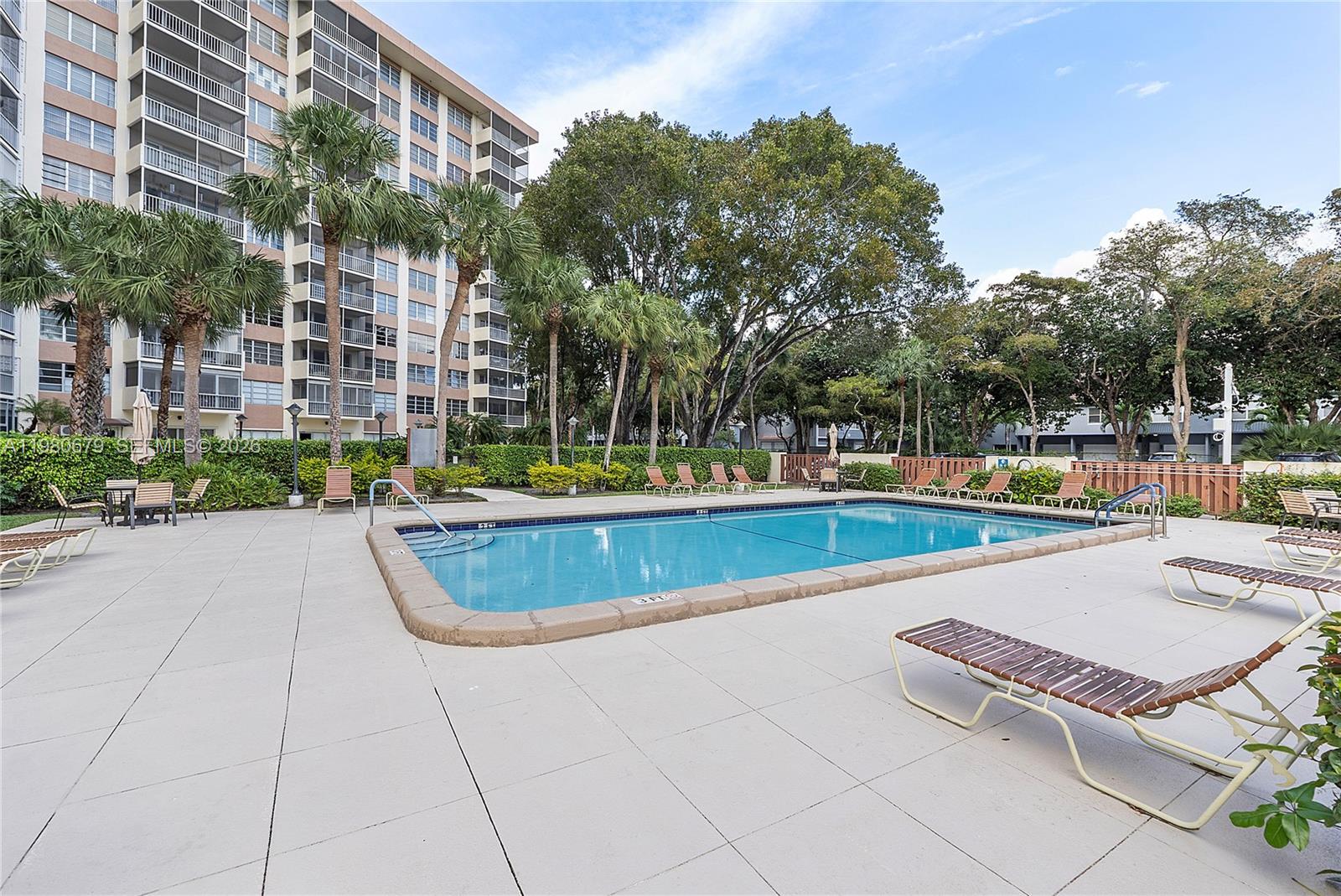 10777 W Sample Rd #918 Coral Springs, FL 33065