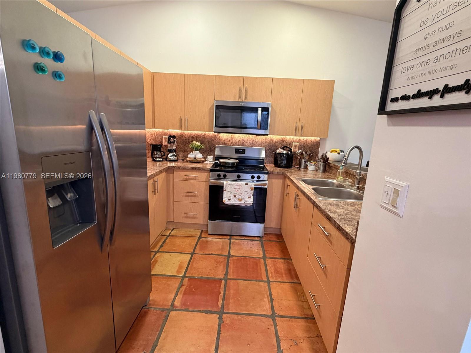 Undisclosed Address Hialeah, FL 33015