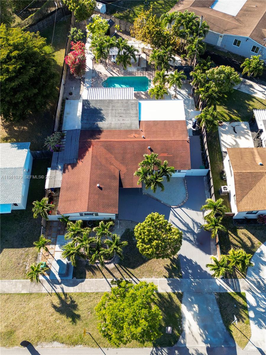 19600 Gulfstream Rd Cutler Bay, FL 33157