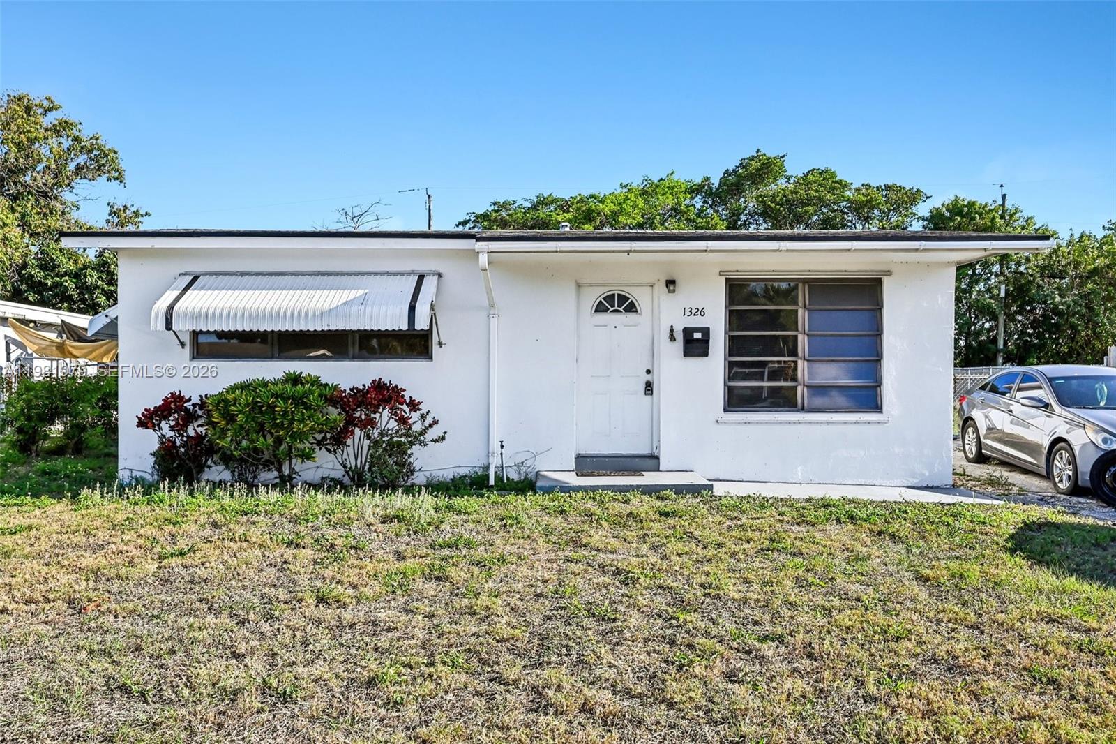 1326 8th St West Palm Beach, FL 33401