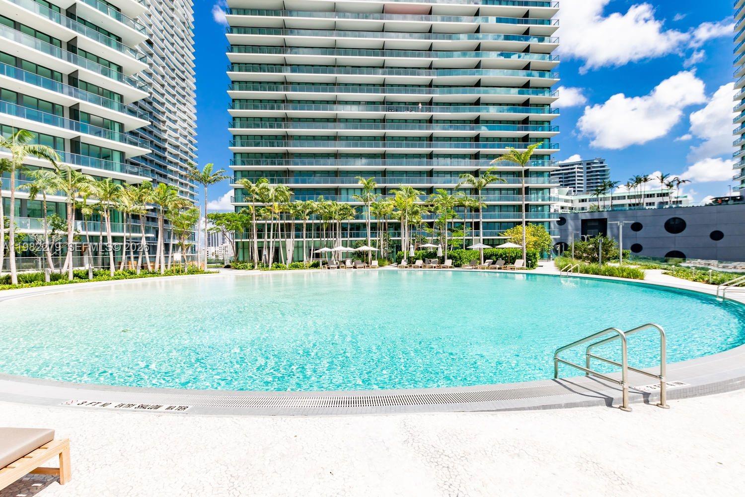 650 NE 32nd St #904 Miami, FL 33137