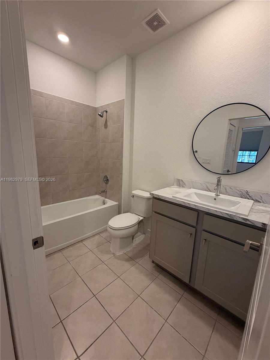 711 SW 11th St Florida City, FL 33034