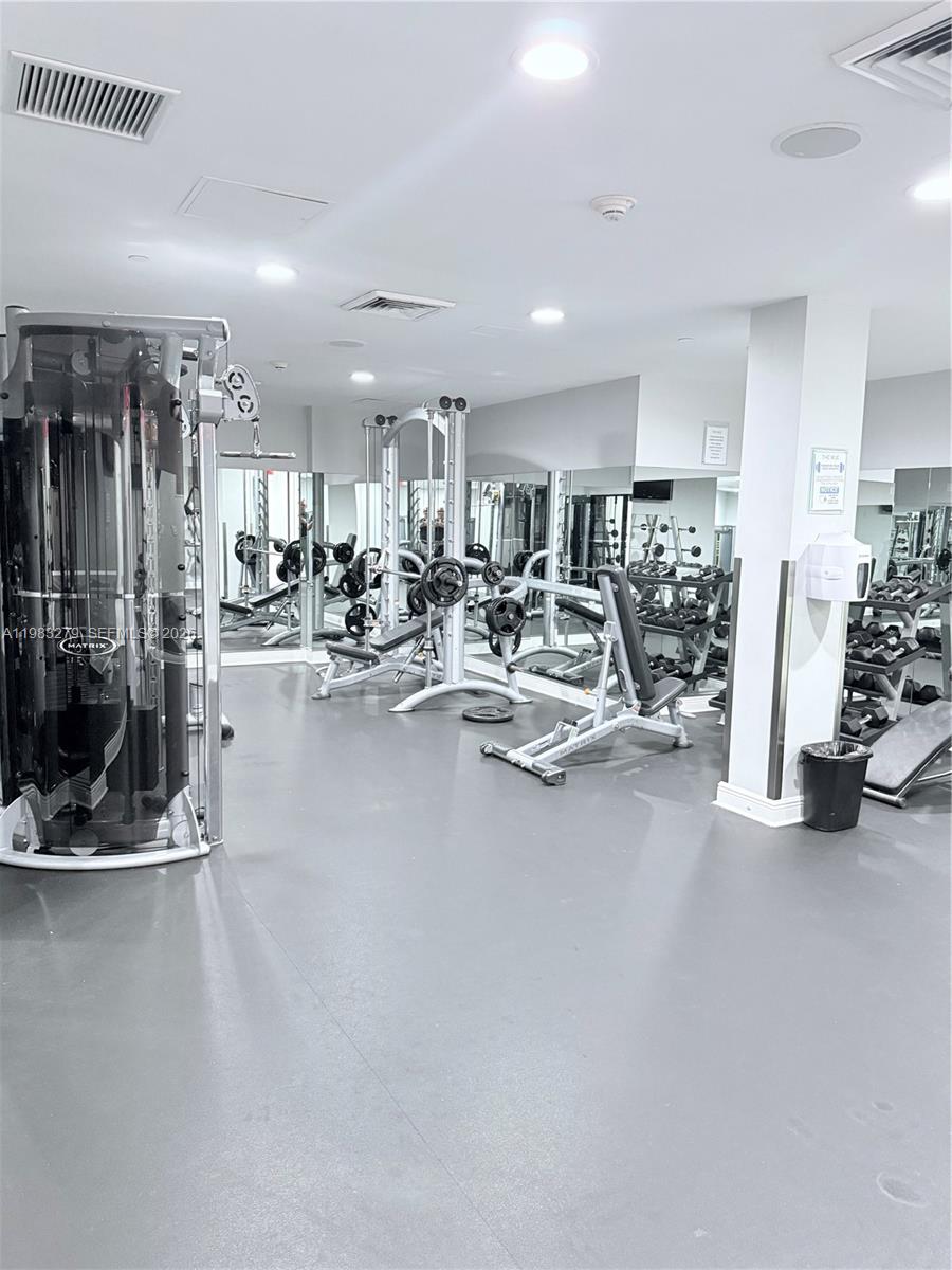 image Vue at Brickell18