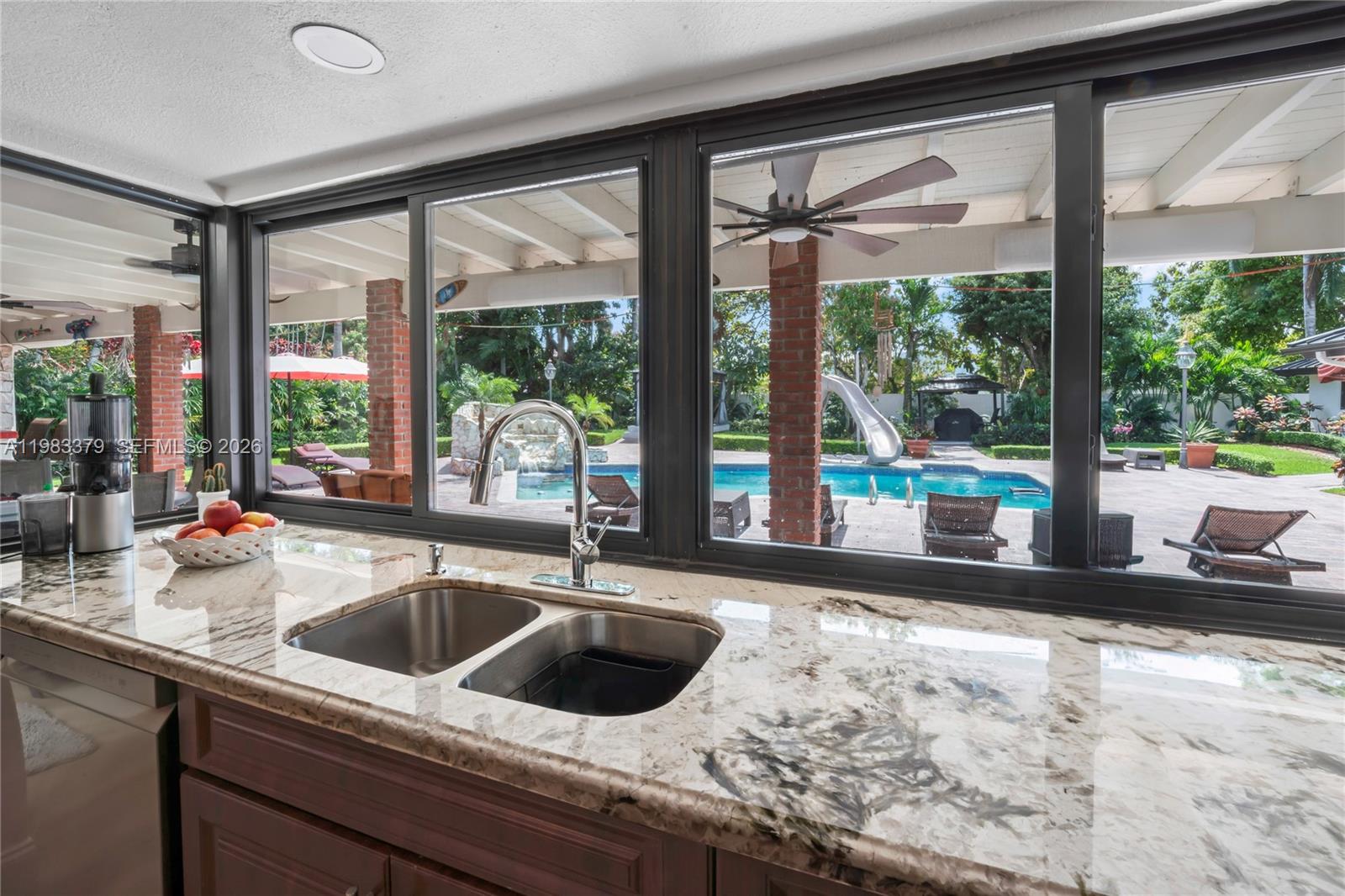 10320 SW 139th St Miami, FL 33176