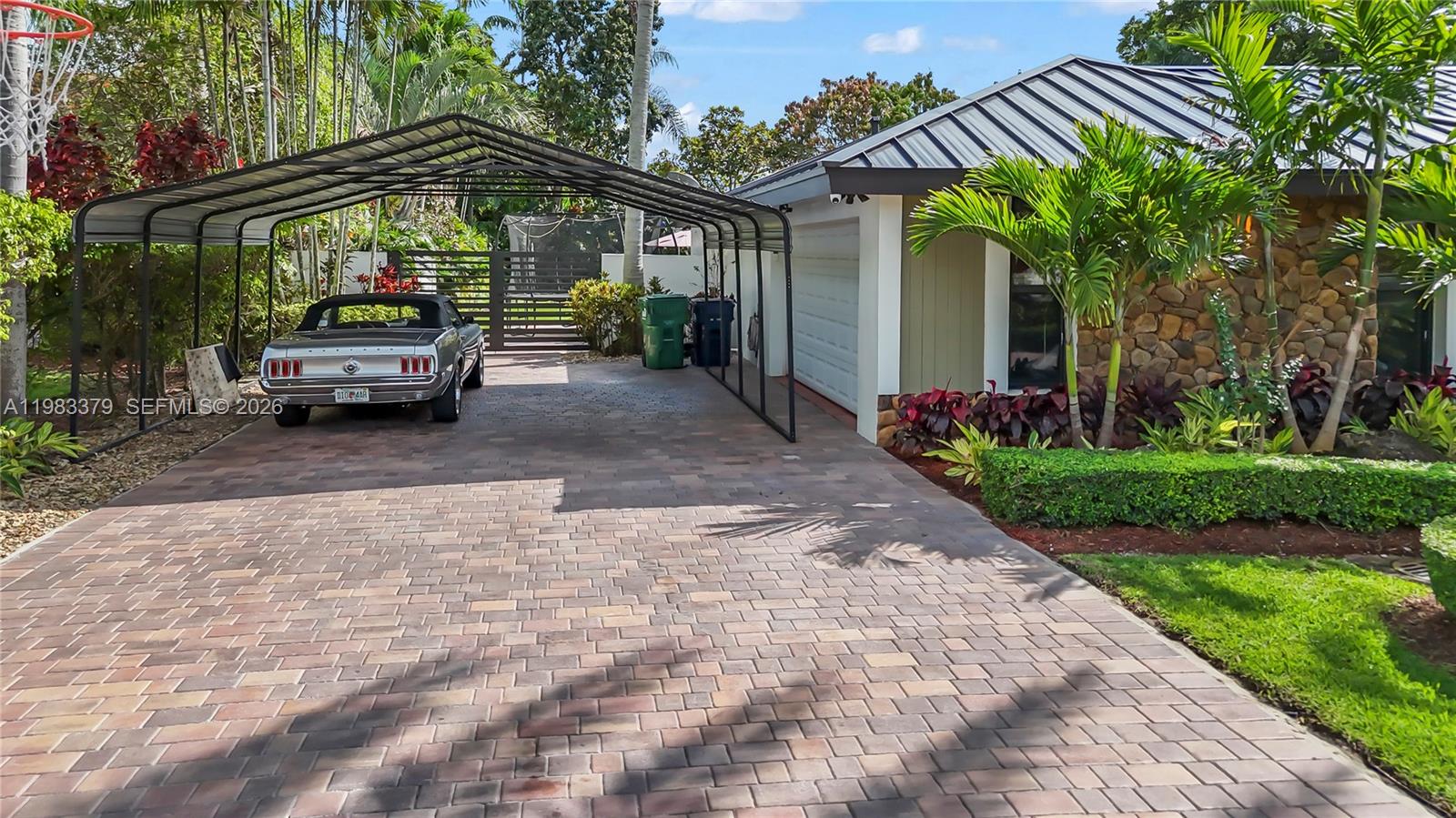 10320 SW 139th St Miami, FL 33176