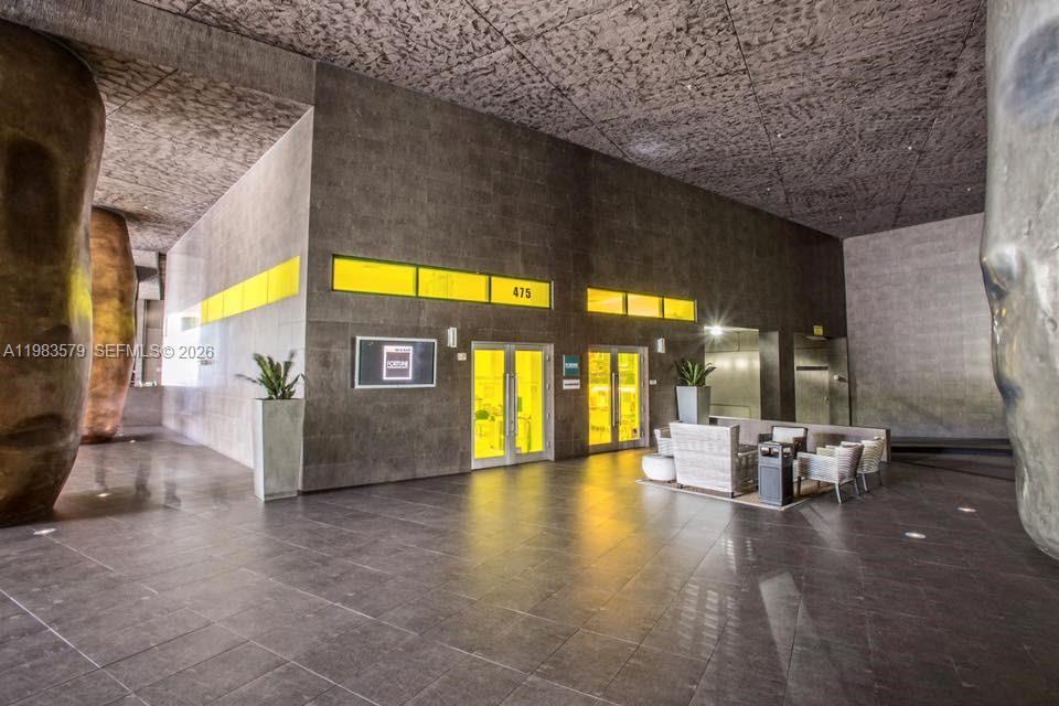 475 Brickell Ave #612