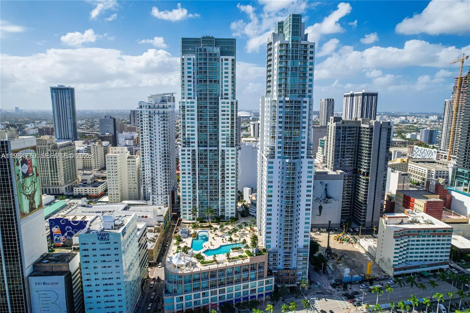 253 NE 2nd St #433 Miami, FL 33132