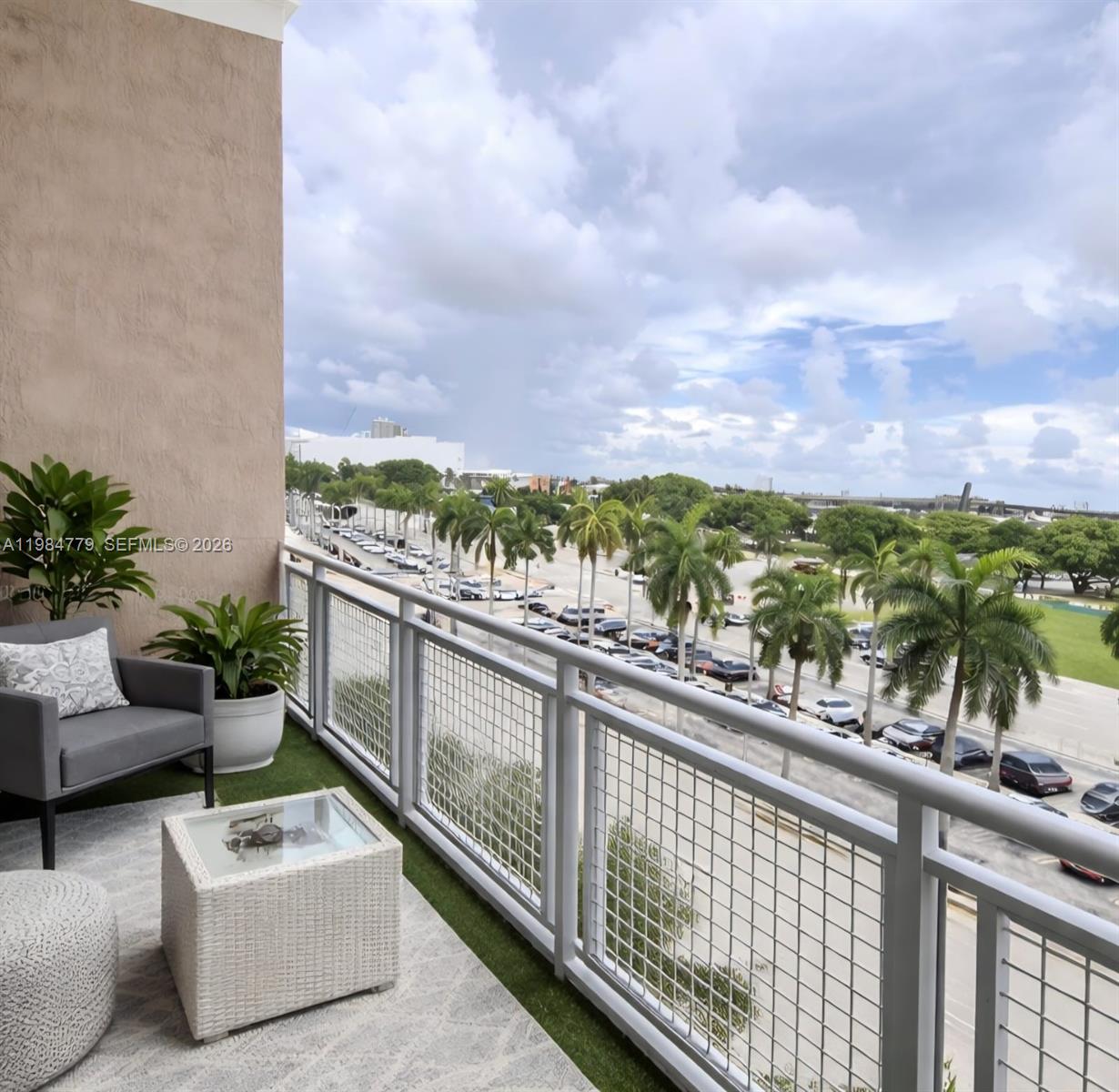 253 NE 2nd St #433 Miami, FL 33132