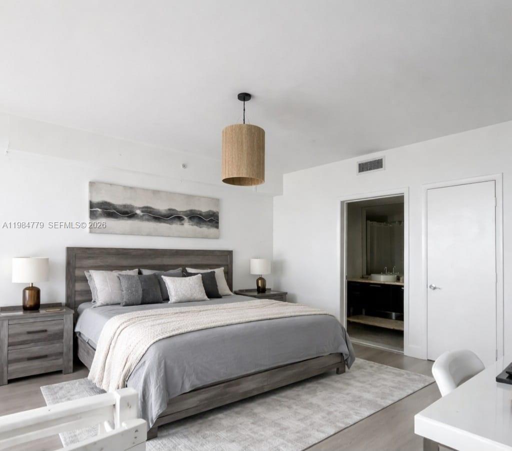 253 NE 2nd St #433 Miami, FL 33132