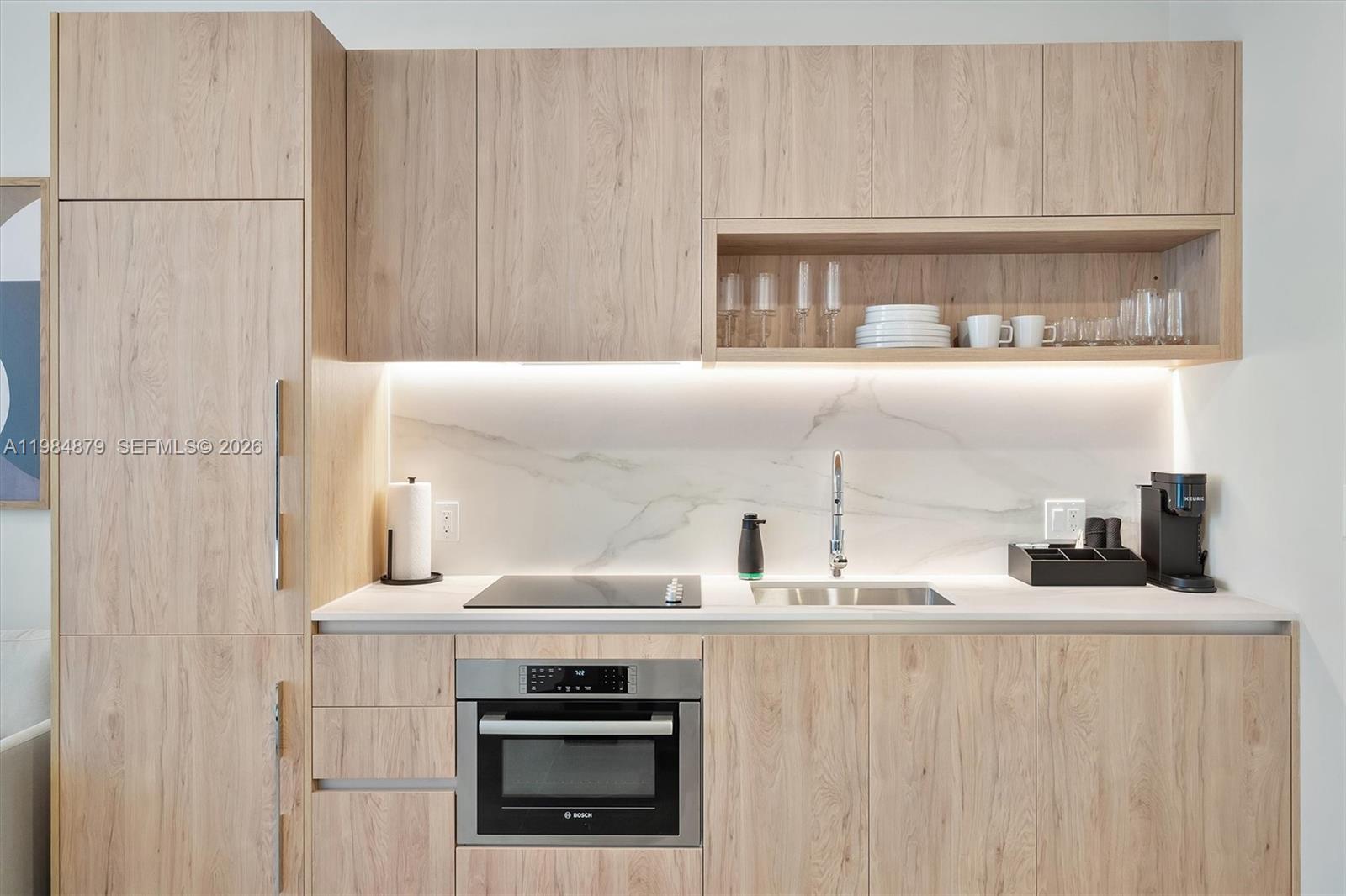 11 NE 6th St #1805 Miami, FL 33132