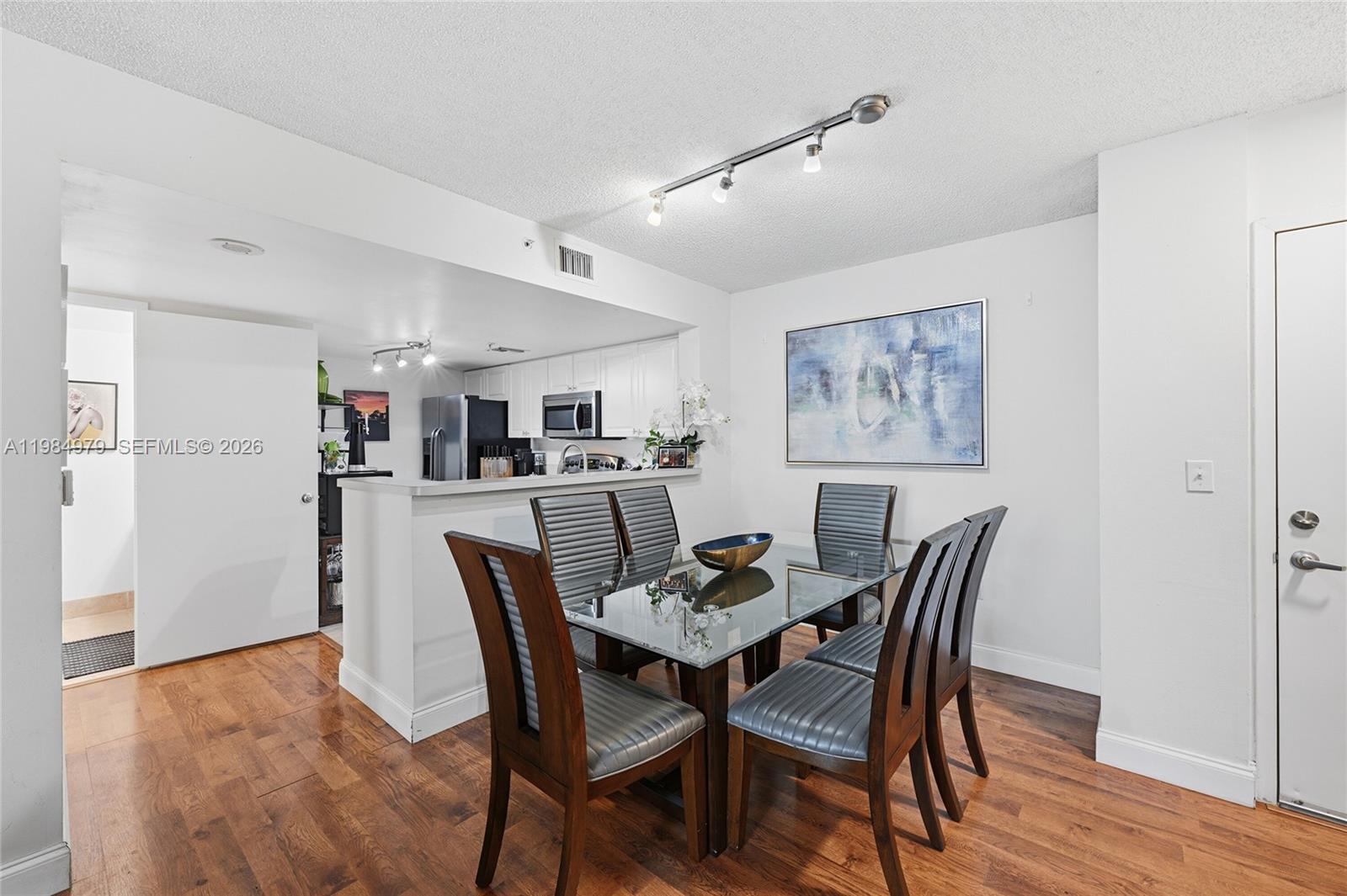 520 SE 5th Ave #3403 Fort Lauderdale, FL 33301