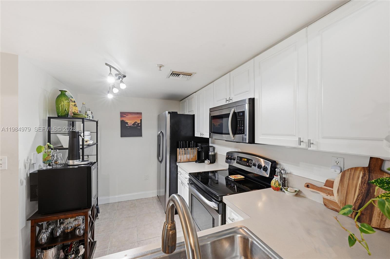 520 SE 5th Ave #3403 Fort Lauderdale, FL 33301