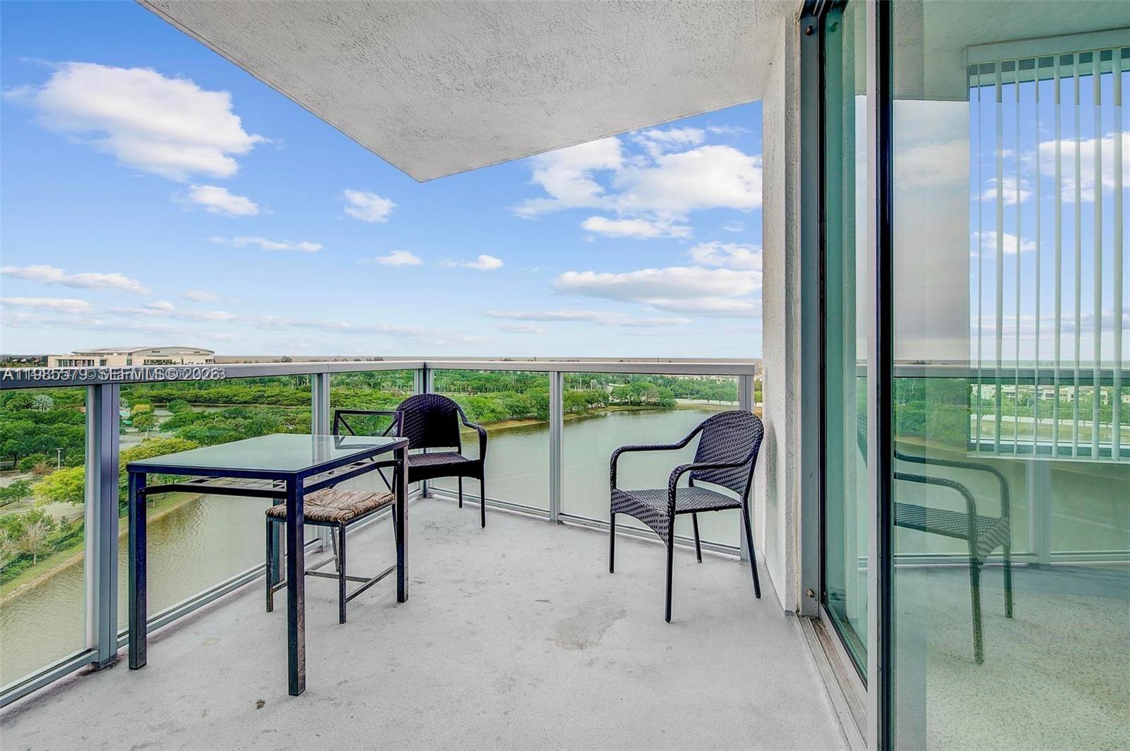 2681 N Flamingo Rd #1201S Sunrise, FL 33323