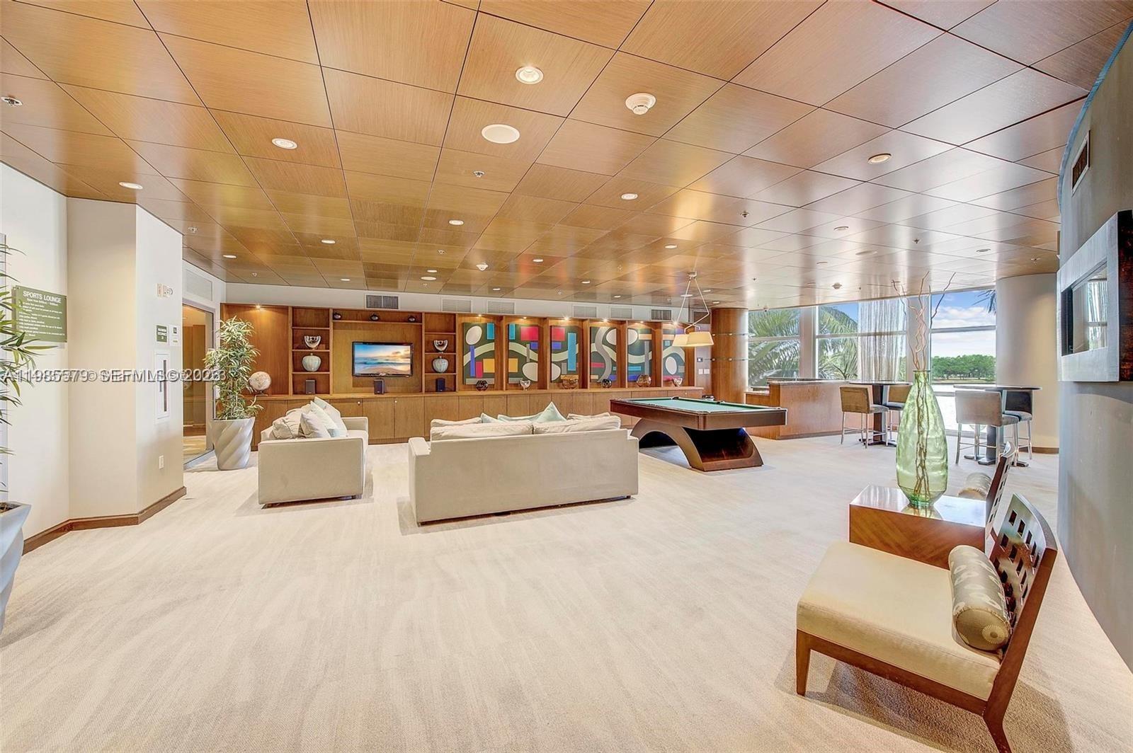 2681 N Flamingo Rd #1201S Sunrise, FL 33323