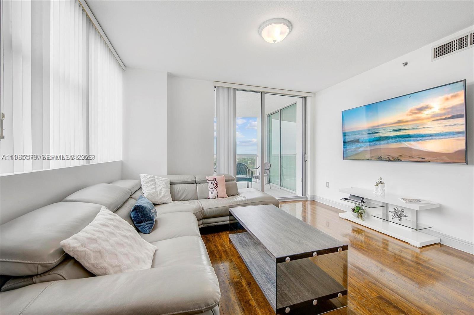 2681 N Flamingo Rd #1201S Sunrise, FL 33323