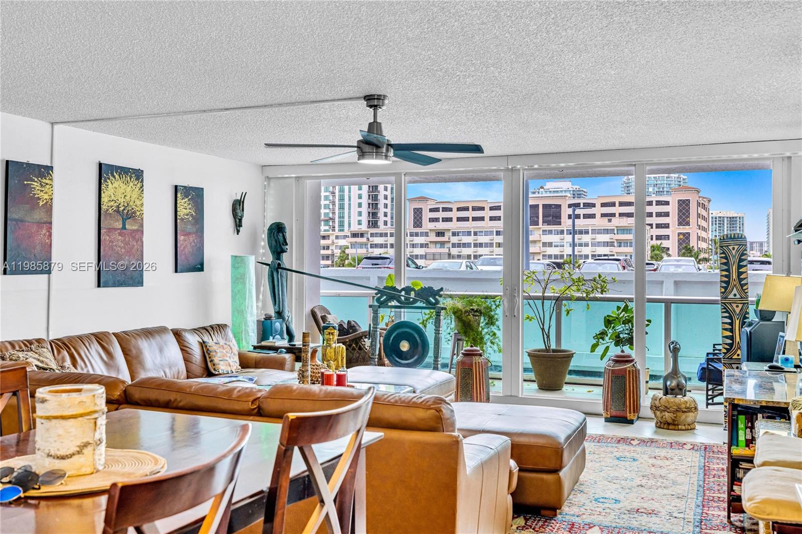 100 Bayview Dr #228 Sunny Isles Beach, FL 33160