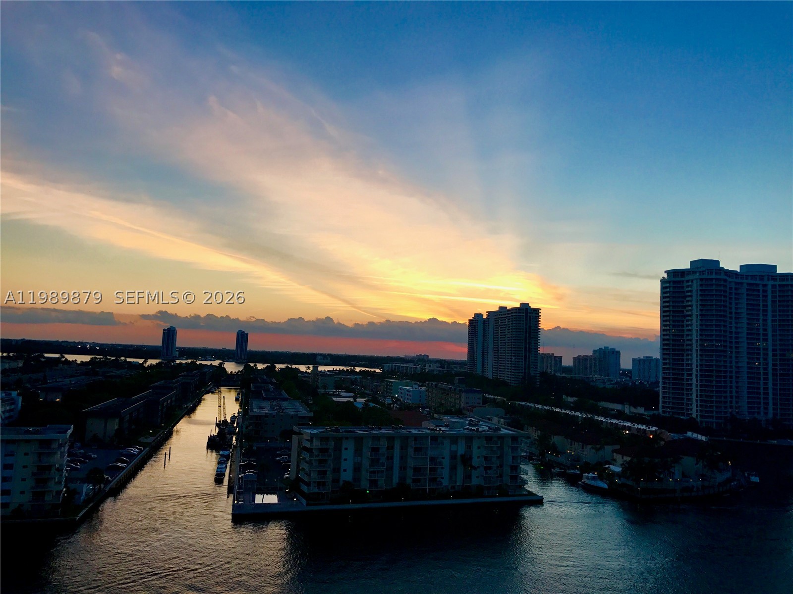 image Winston Towers 70018