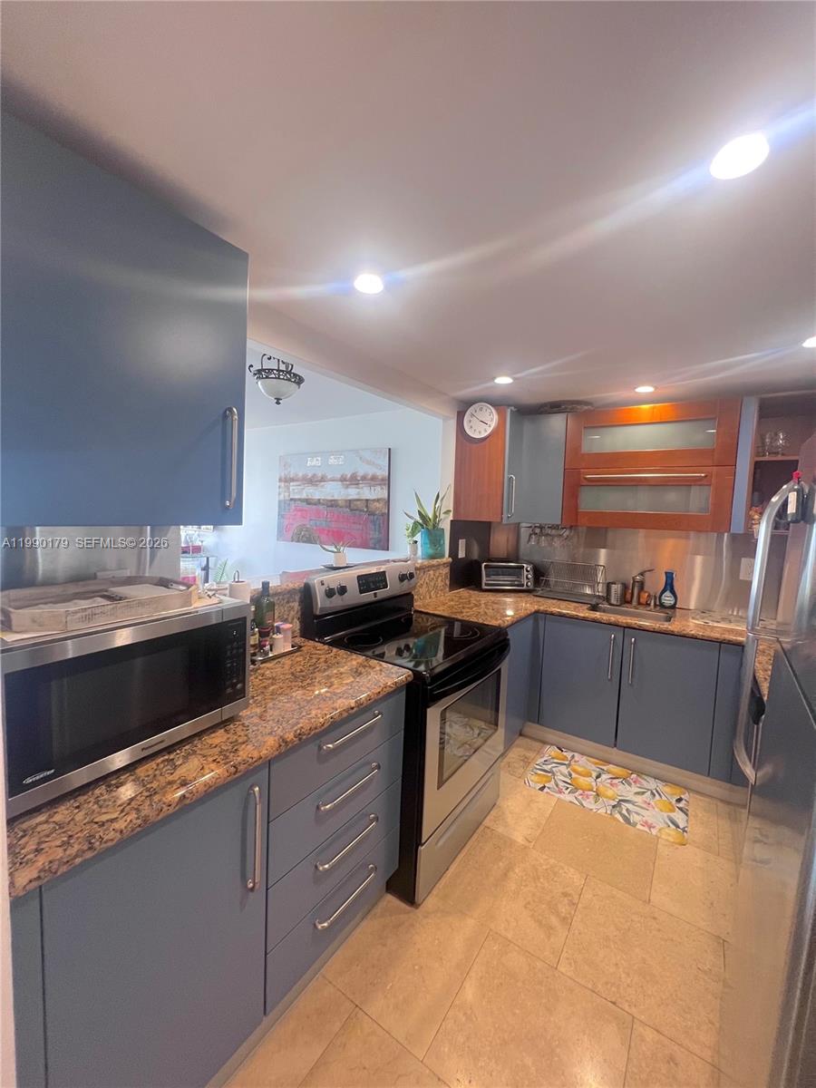 5838 Collins Ave #7G Miami Beach, FL 33140