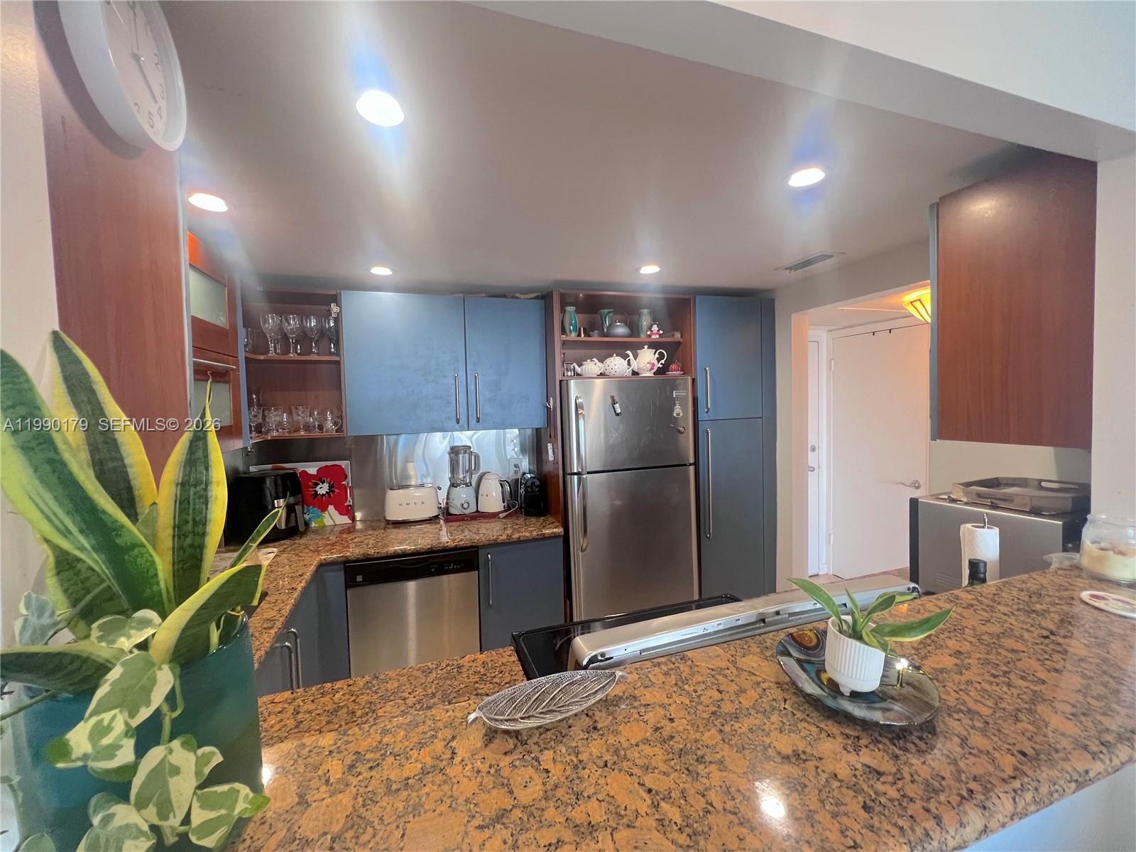 5838 Collins Ave #7G Miami Beach, FL 33140