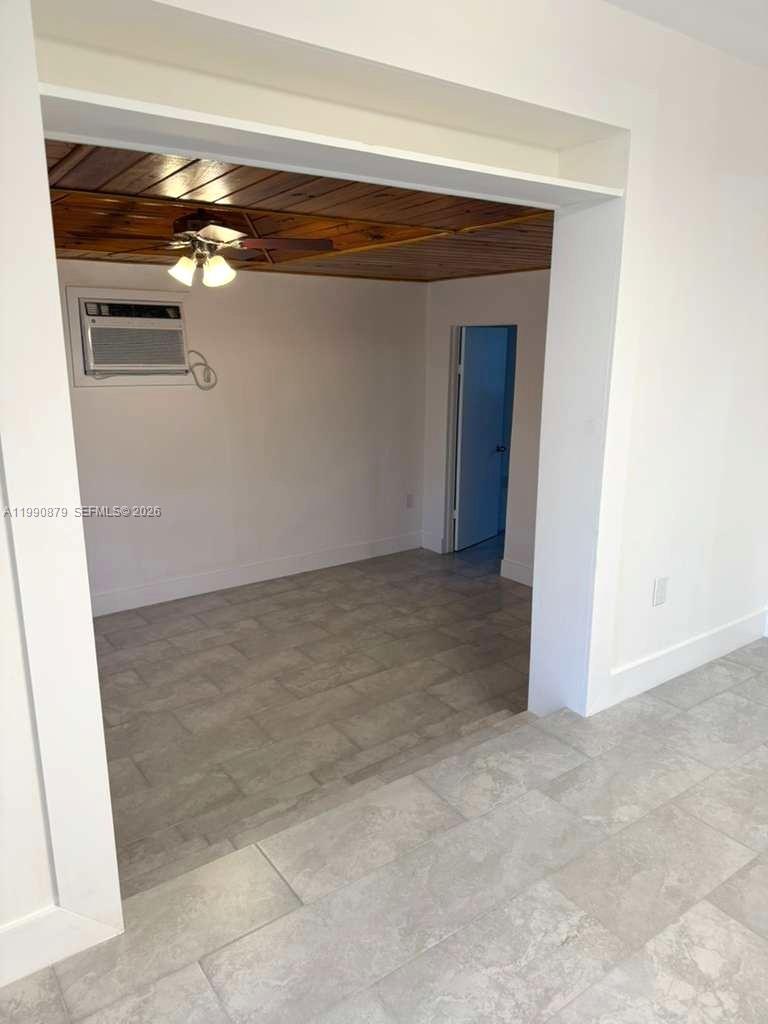 6339 SW 32nd St Miami, FL 33155