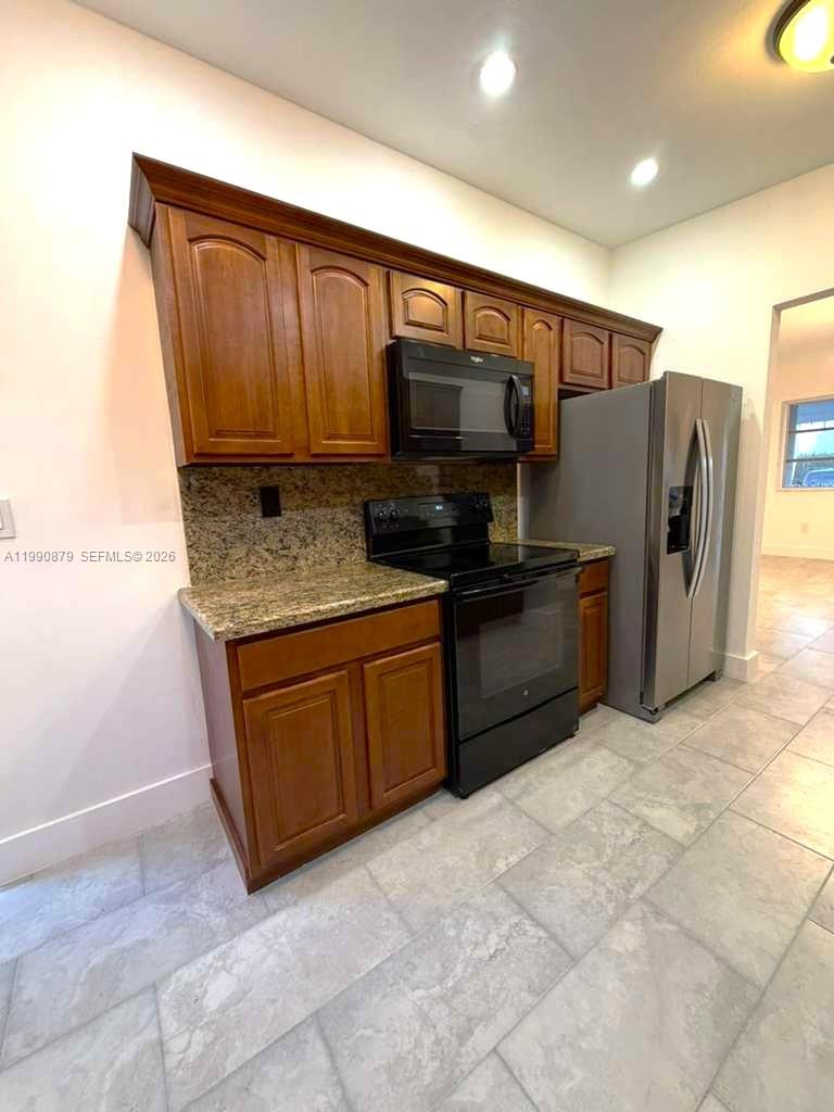 6339 SW 32nd St Miami, FL 33155