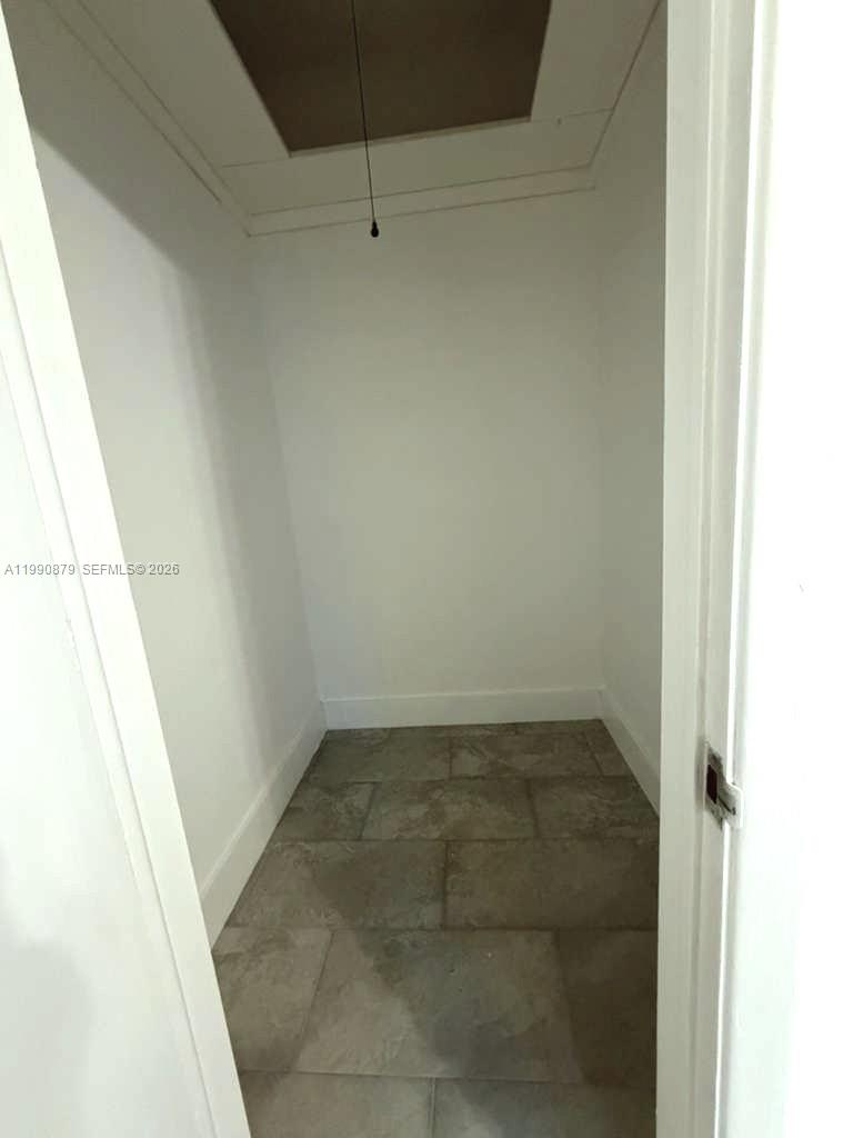 6339 SW 32nd St Miami, FL 33155