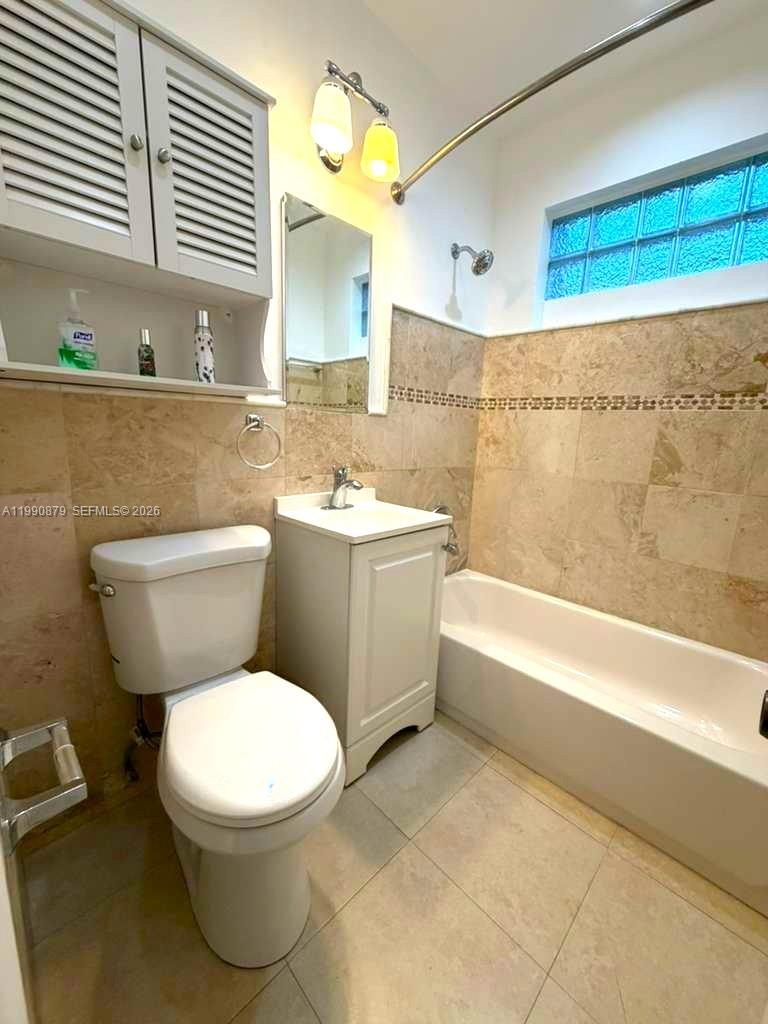 6339 SW 32nd St Miami, FL 33155