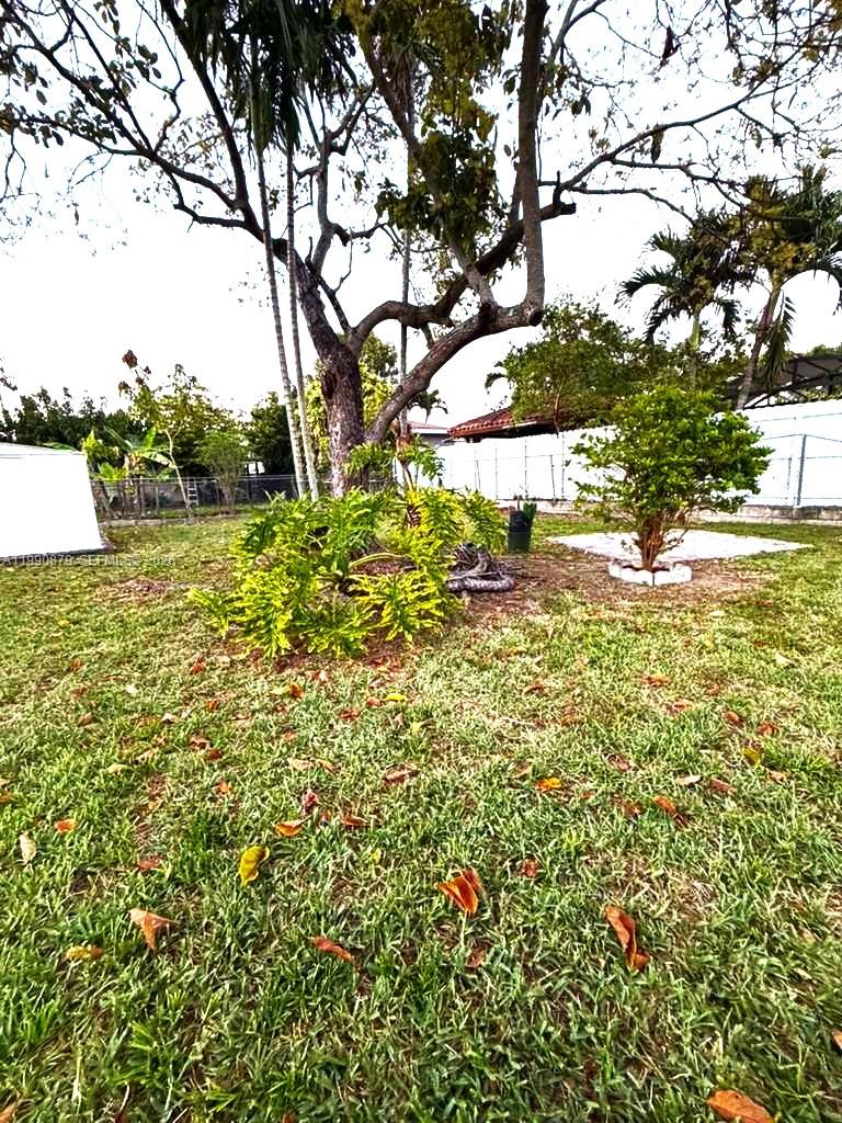 6339 SW 32nd St Miami, FL 33155
