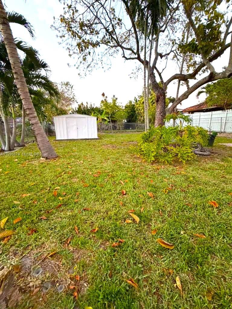 6339 SW 32nd St Miami, FL 33155