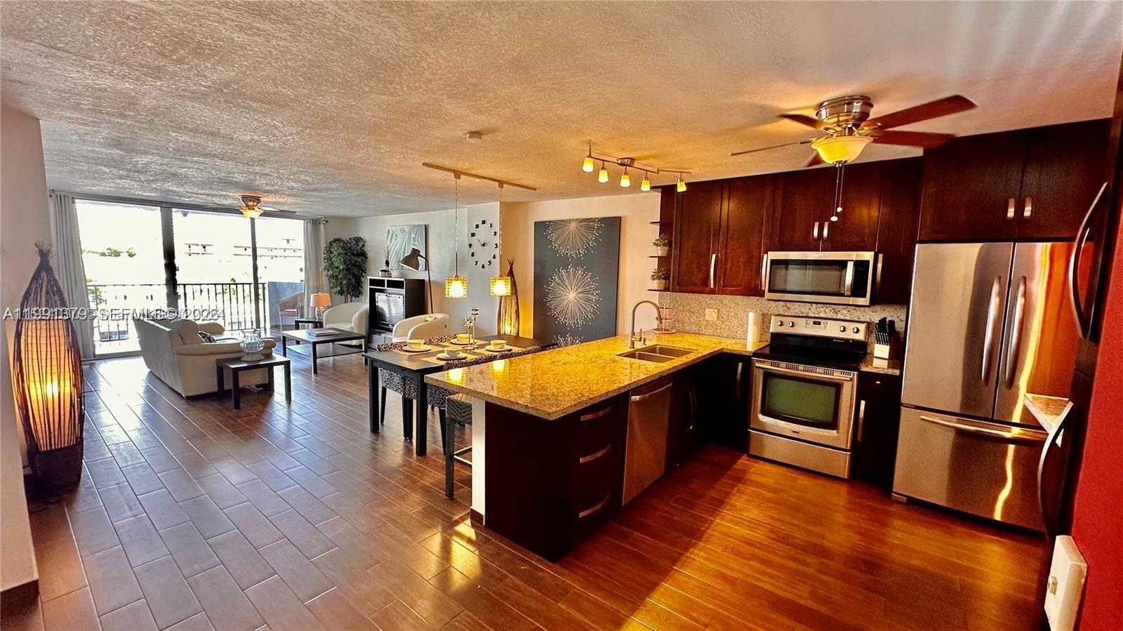 3703 NE 166th St #503