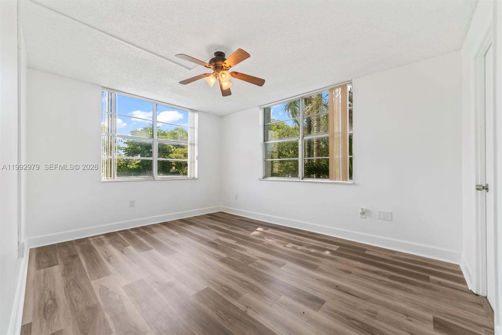 498 NW 165th St Rd #D-201 Miami, FL 33169