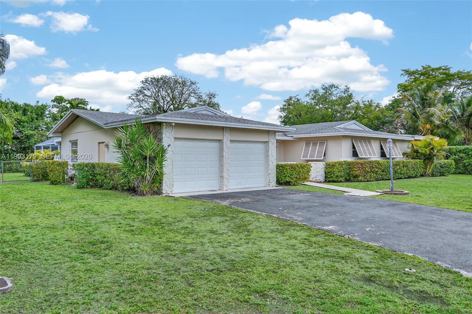 10753 SW 118th St Miami, FL 33176