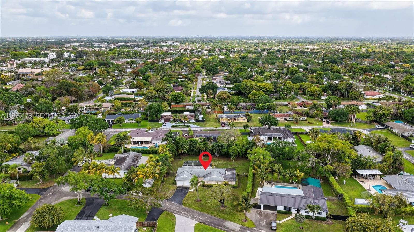 10753 SW 118th St Miami, FL 33176