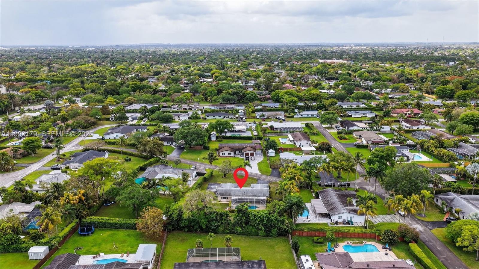 10753 SW 118th St Miami, FL 33176