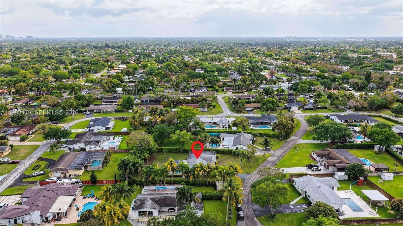 10753 SW 118th St Miami, FL 33176
