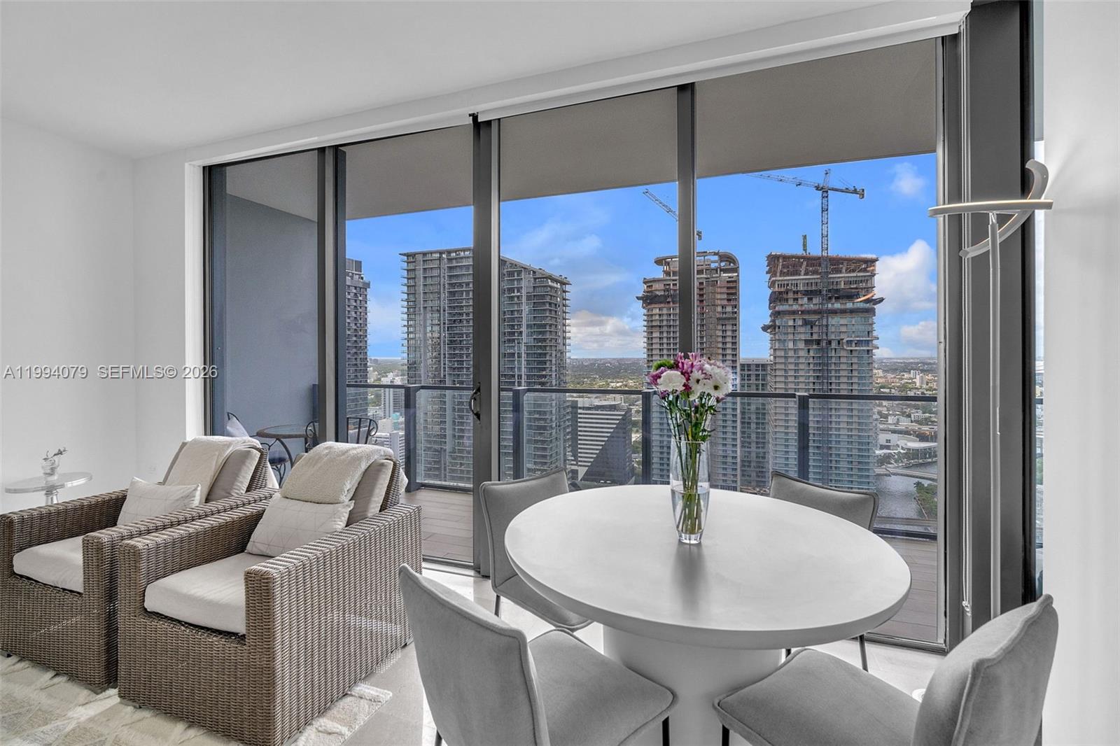 image Reach Brickell City Centre10