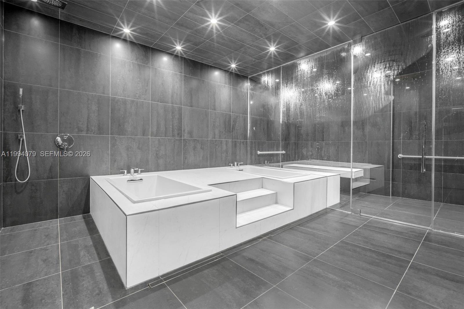 image Reach Brickell City Centre35