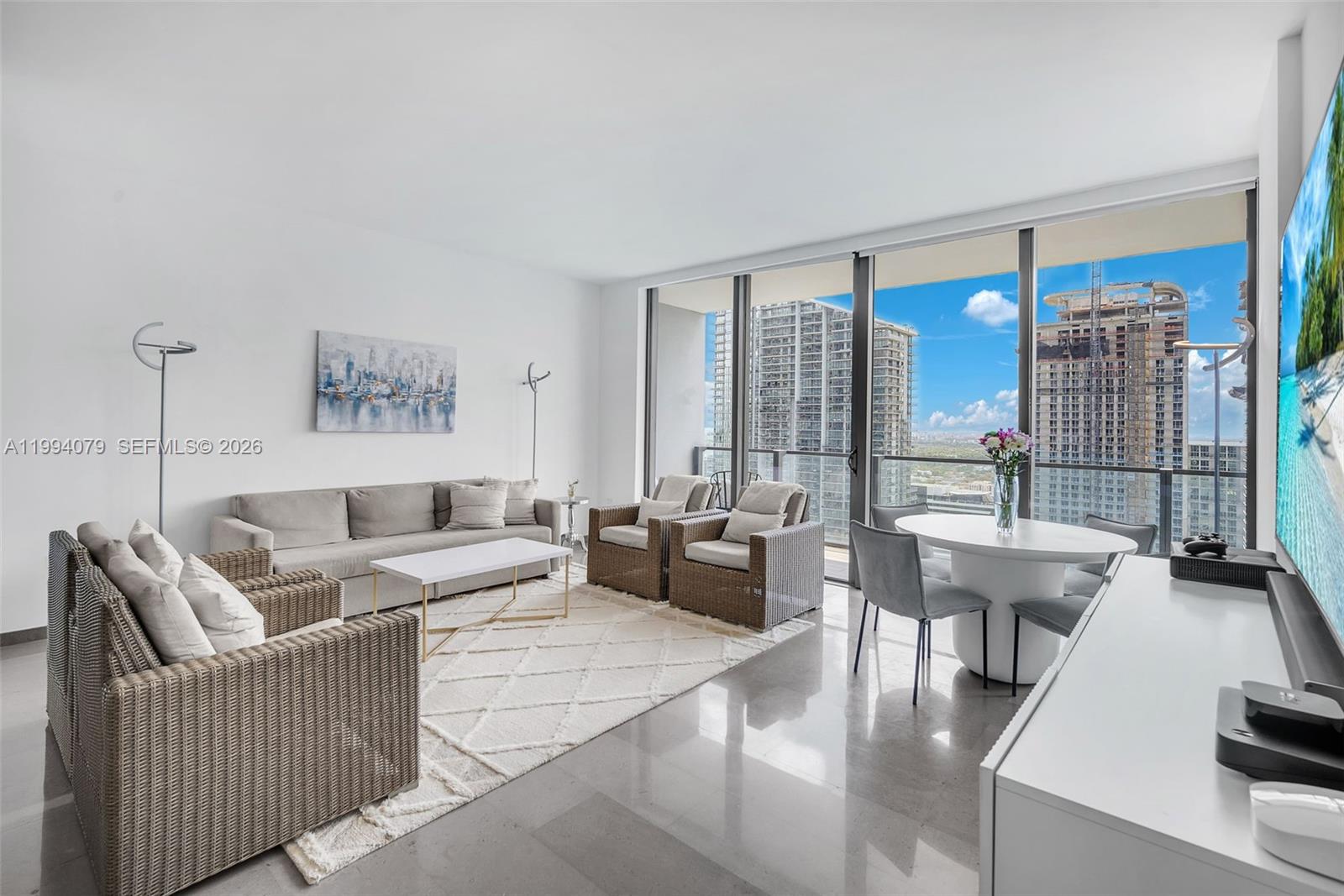 image Reach Brickell City Centre3