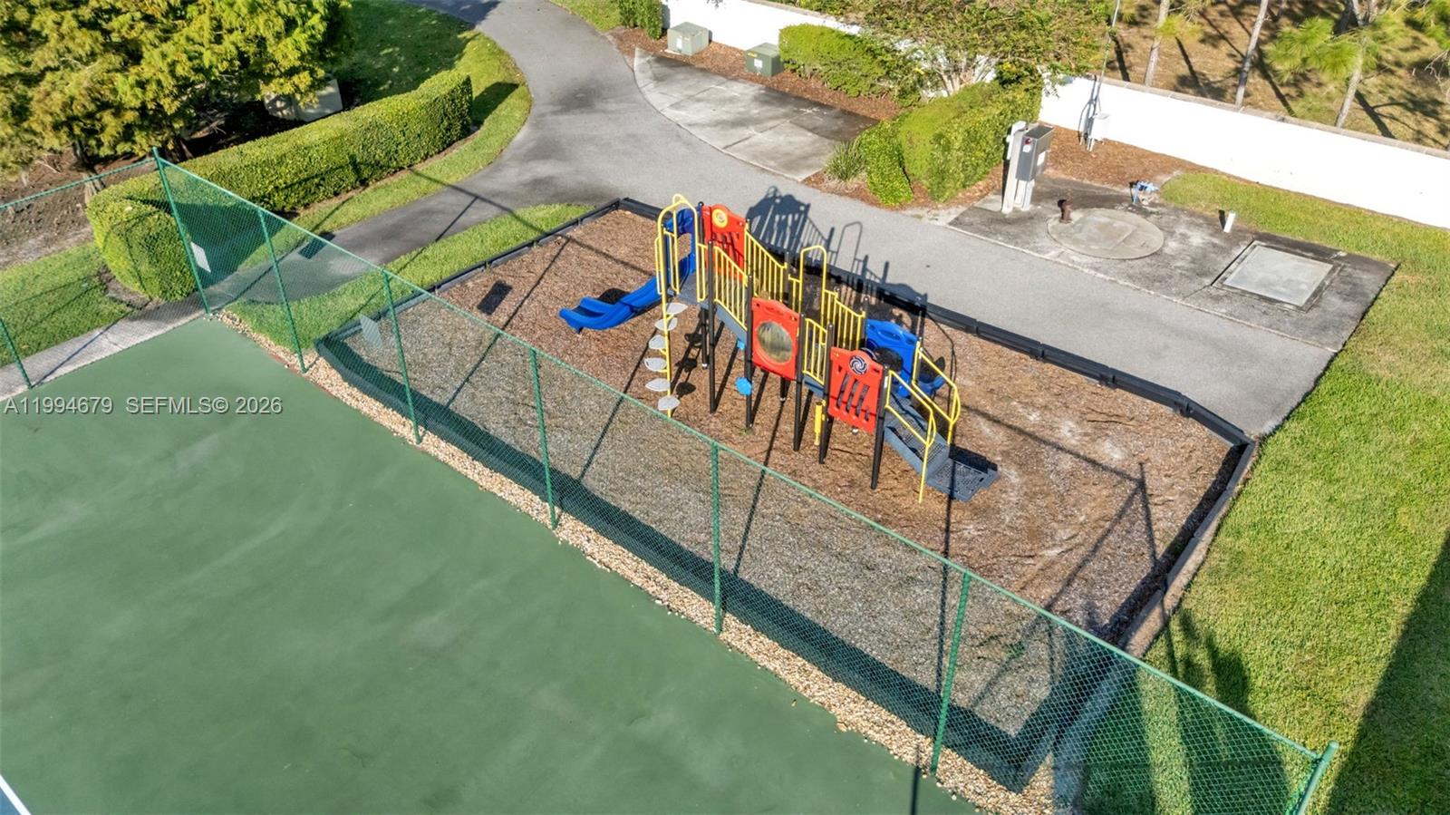 237 Mclean Pt Winter Haven, FL 33884